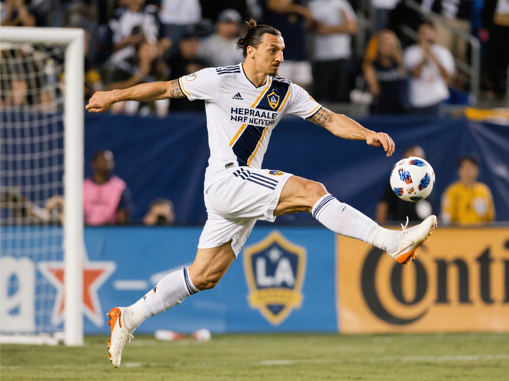 马德兴剖析足协新团队：执委多为体制内人士，足球进步仍需政府支持